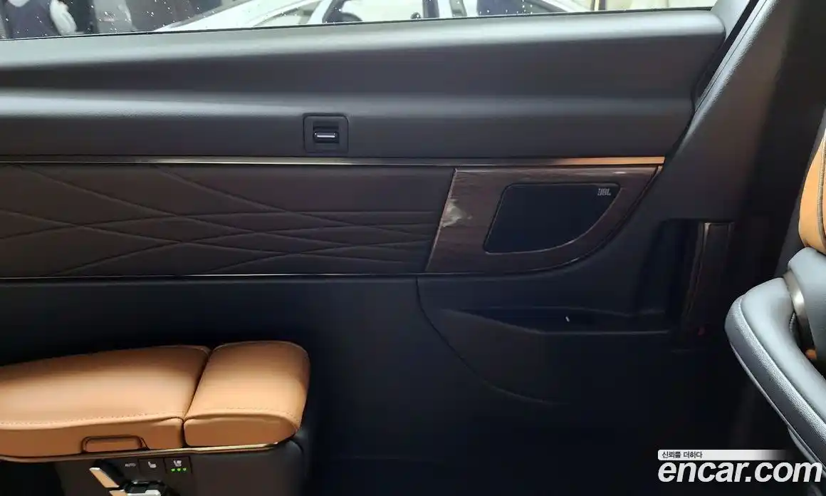 Toyota Alphard 2025 2.5 гидро в Москве № 1405966, фото 14