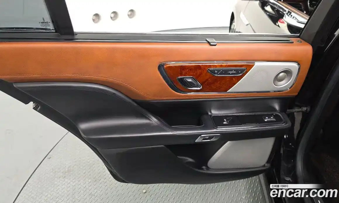 Lincoln Continental 2017 3.0 гидро, фото 15