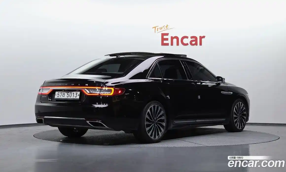 Lincoln Continental 2017 3.0 гидро, фото 2