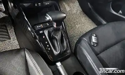 Kia Stonic 2019 1.4 гидро в Москве № 1418324, миниатюра 12