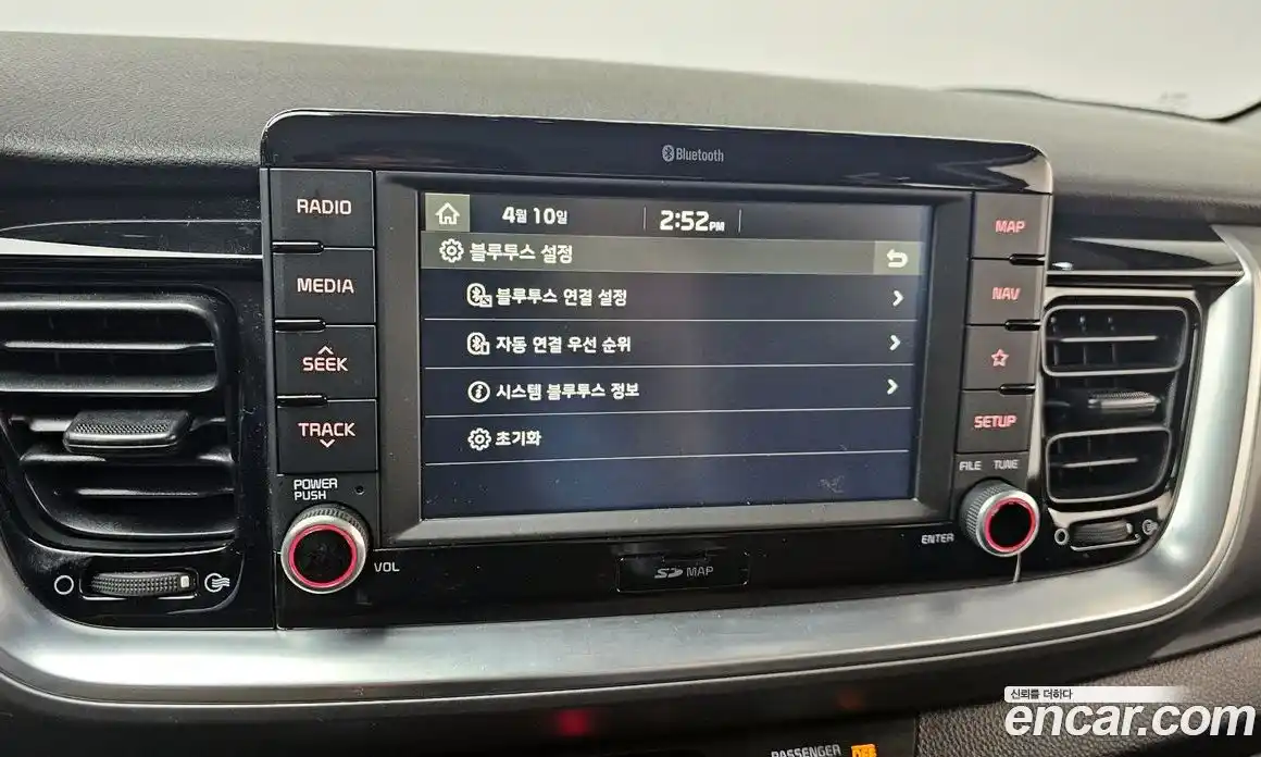 Kia Stonic 2019 1.4 гидро в Москве № 1418324, фото 29