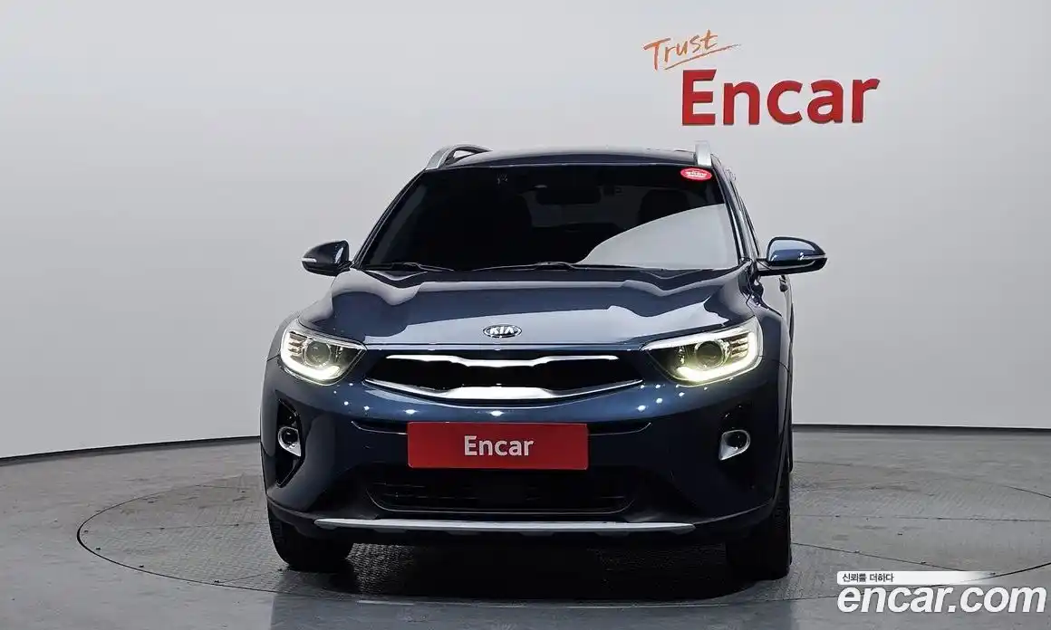 Kia Stonic 2019 1.4 гидро в Москве № 1418324, фото 3