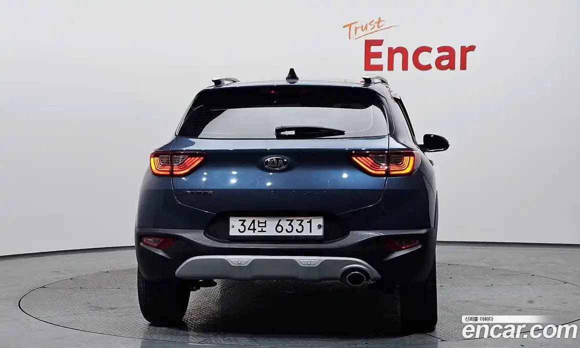 Kia Stonic 2019 1.4 гидро в Москве № 1418324, фото 4