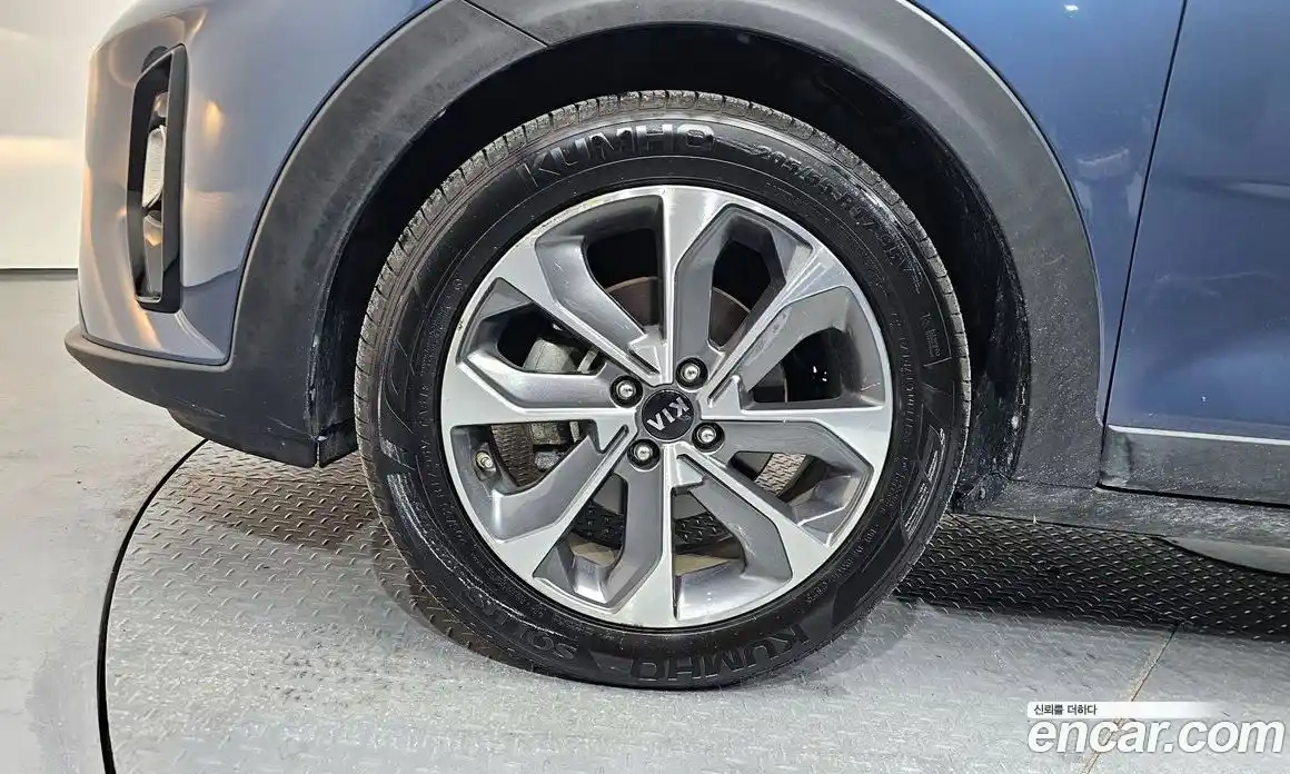 Kia Stonic 2019 1.4 гидро в Москве № 1418324, фото 5