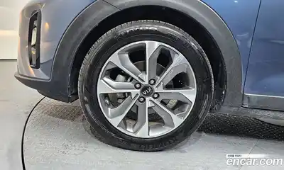 Kia Stonic 2019 1.4 гидро в Москве № 1418324, миниатюра 5