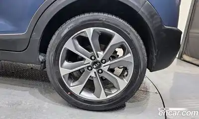 Kia Stonic 2019 1.4 гидро в Москве № 1418324, миниатюра 7