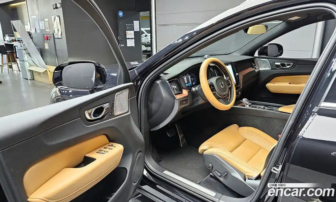 Volvo XC60 2024 2.0 гидро в Москве № 1422887, фото 13