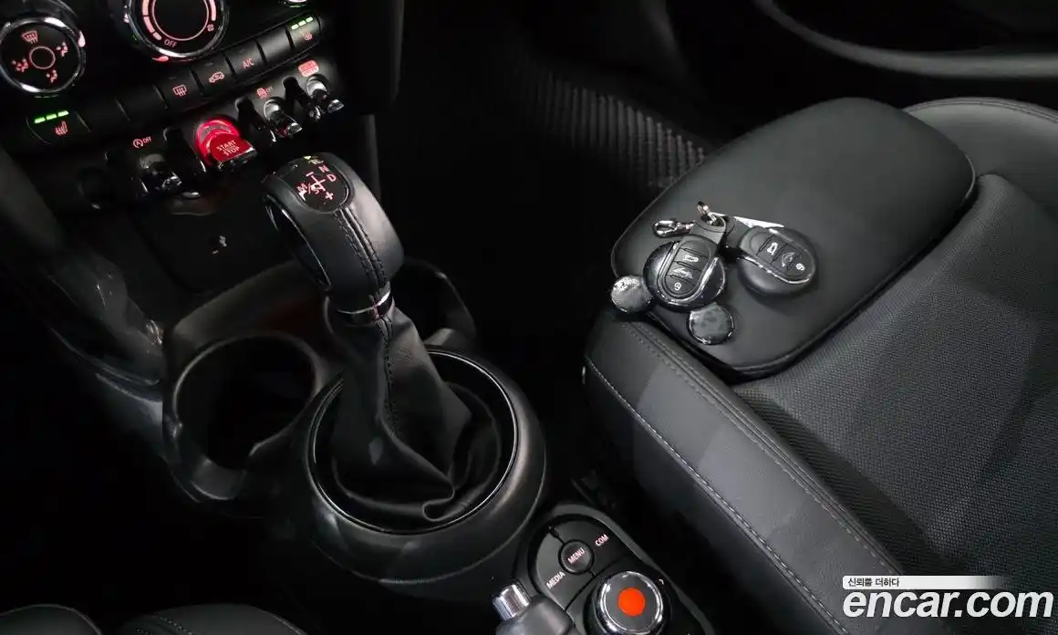 Mini Cooper 2018 1.5 гидро в Москве № 1423654, фото 12