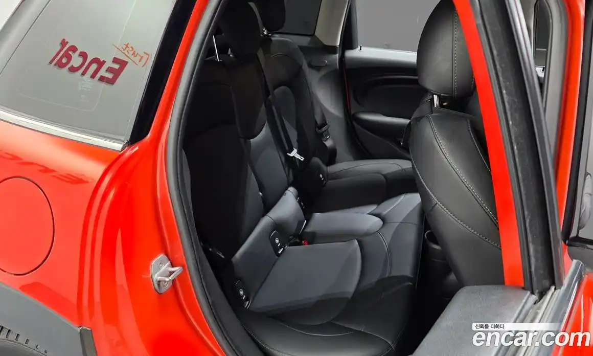 Mini Cooper 2018 1.5 гидро в Москве № 1423654, фото 16