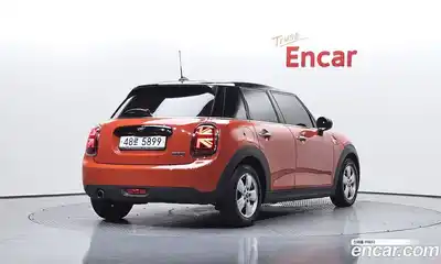 Mini Cooper 2018 1.5 гидро в Москве № 1423654, миниатюра 2