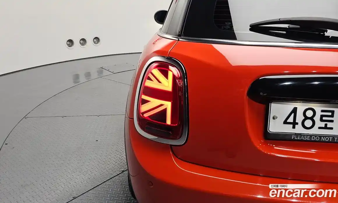 Mini Cooper 2018 1.5 гидро в Москве № 1423654, фото 9