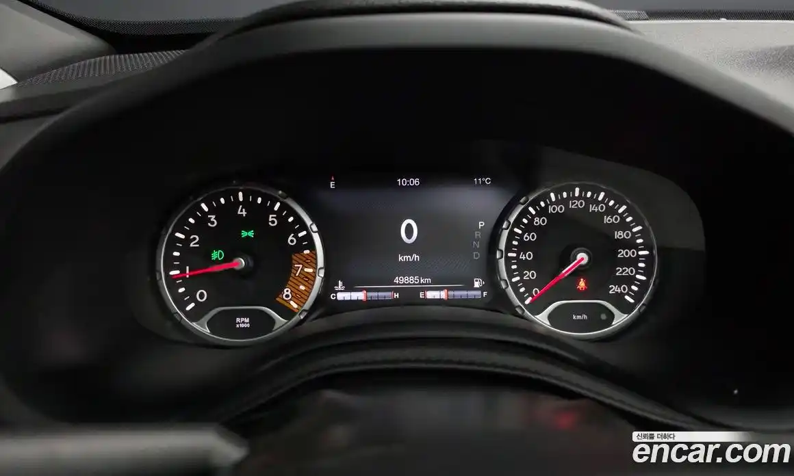 Jeep Renegade 2019 2.4 гидро в Москве № 1424360, фото 11