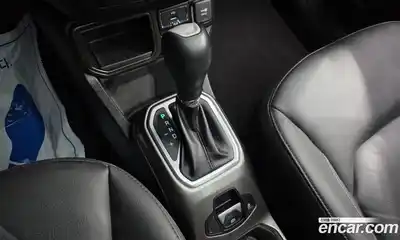 Jeep Renegade 2019 2.4 гидро в Москве № 1424360, миниатюра 12