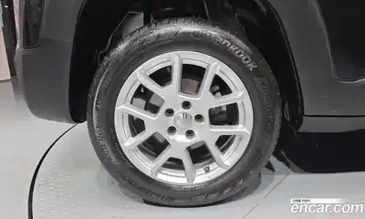 Jeep Renegade 2019 2.4 гидро в Москве № 1424360, миниатюра 5