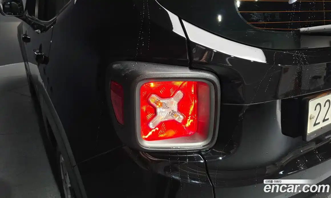Jeep Renegade 2019 2.4 гидро в Москве № 1424360, фото 9