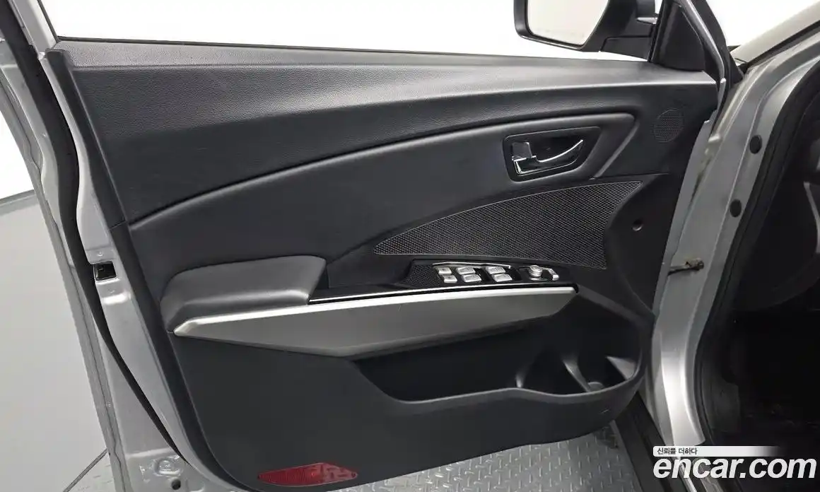 SsangYong TIBOLI 2015 1.6 гидро в Москве, фото 14