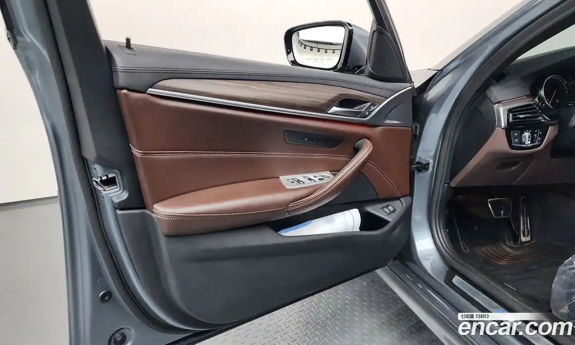 BMW 5-Series 2018 2.0 гидро в Москве № 1542775, фото 14