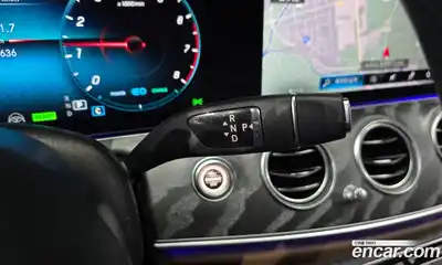 Mercedes-Benz E-Class 2023 2.0 гидро в Москве № 1544875, миниатюра 12