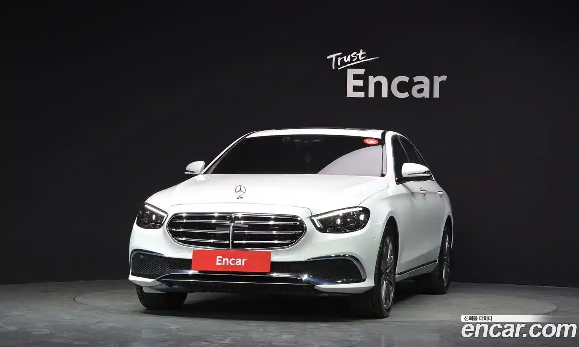 Mercedes-Benz E-Class 2023 2.0 гидро в Москве № 1544875, фото 3