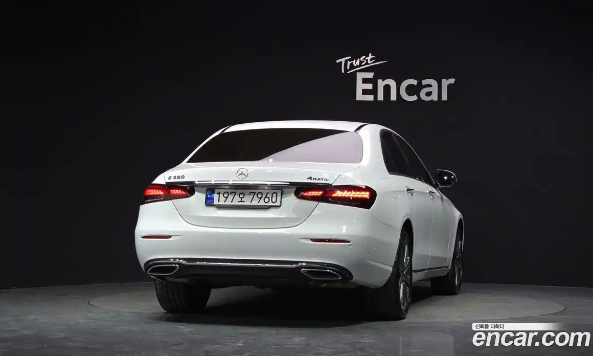 Mercedes-Benz E-Class 2023 2.0 гидро в Москве № 1544875, фото 4