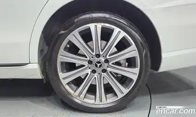 Mercedes-Benz E-Class 2023 2.0 гидро в Москве № 1544875, миниатюра 7