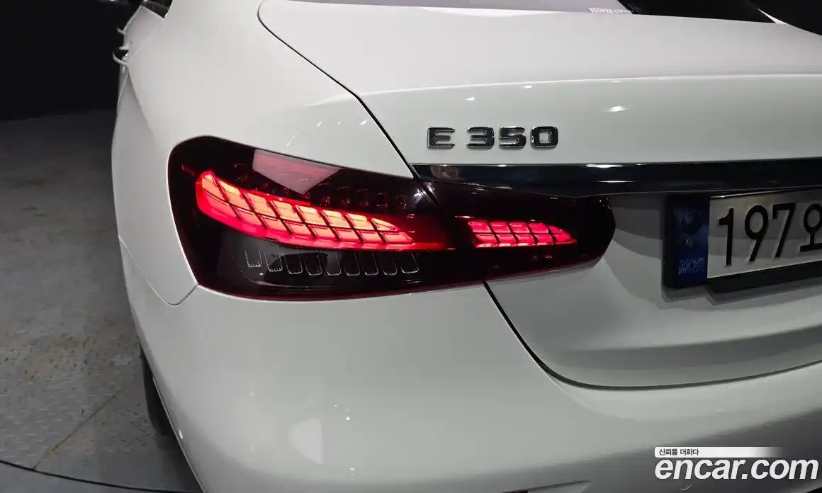 Mercedes-Benz E-Class 2023 2.0 гидро в Москве № 1544875, фото 9