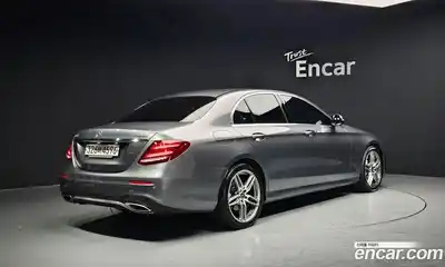 Mercedes-Benz E-Class 2019 2.0 гидро в Москве № 1545517, миниатюра 2