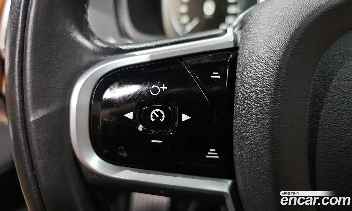 Volvo XC90 2020 2.0 гидро в Москве № 1546954, фото 32