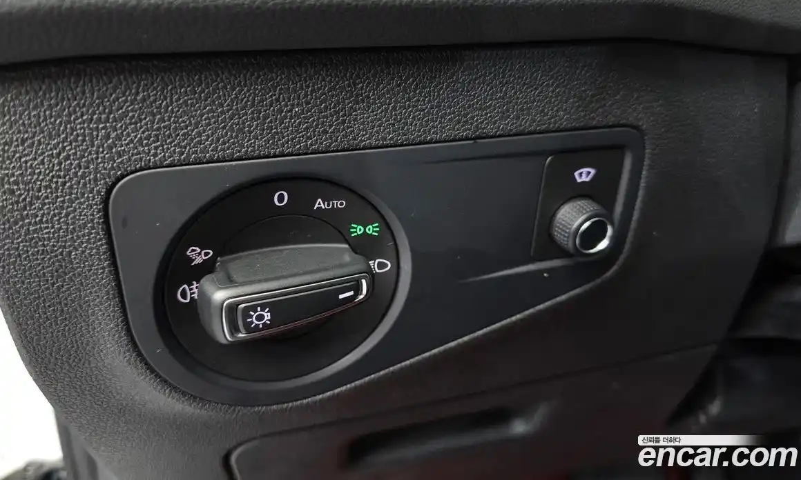 Volkswagen Tiguan 2021 2.0 гидро в Москве № 1549136, фото 29
