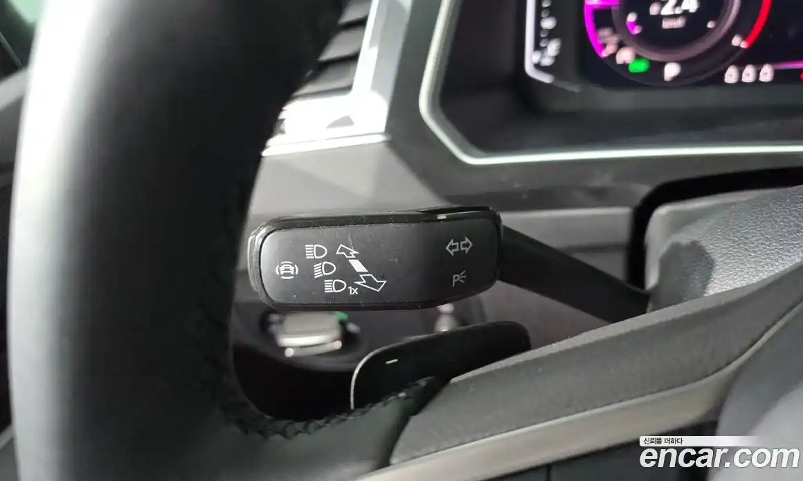 Volkswagen Tiguan 2021 2.0 гидро в Москве № 1549136, фото 36