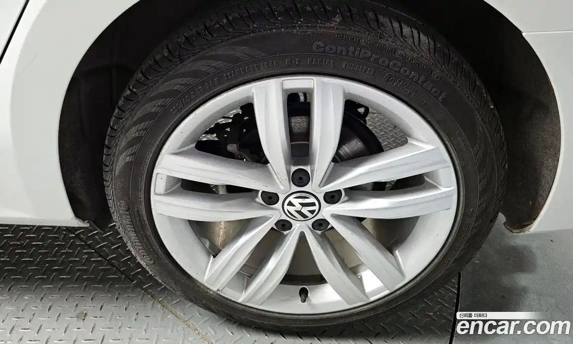 Volkswagen Passat 2018 2.0 гидро в Москве № 1549289, фото 7
