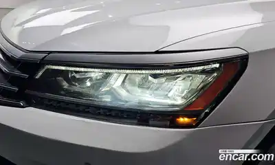 Volkswagen Passat 2018 2.0 гидро в Москве № 1549289, миниатюра 8