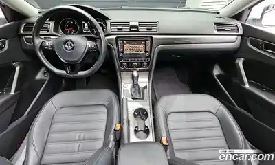 Volkswagen Passat 2018 2.0 гидро в Москве № 1549289, миниатюра 10
