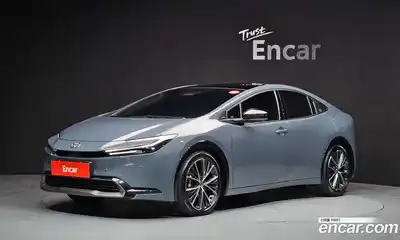 Toyota Prius, 2025