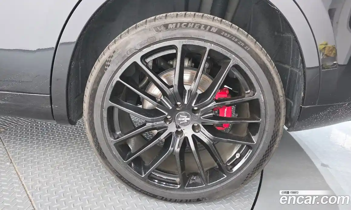 Maserati Levante 2019 3.0 гидро, фото 7