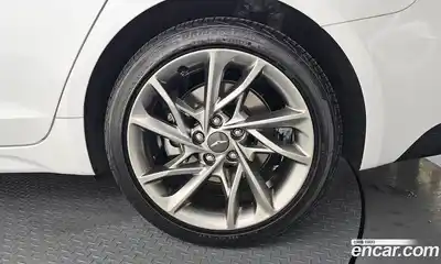 Genesis G70 2023 2.0 гидро в Москве № 1611821, миниатюра 7