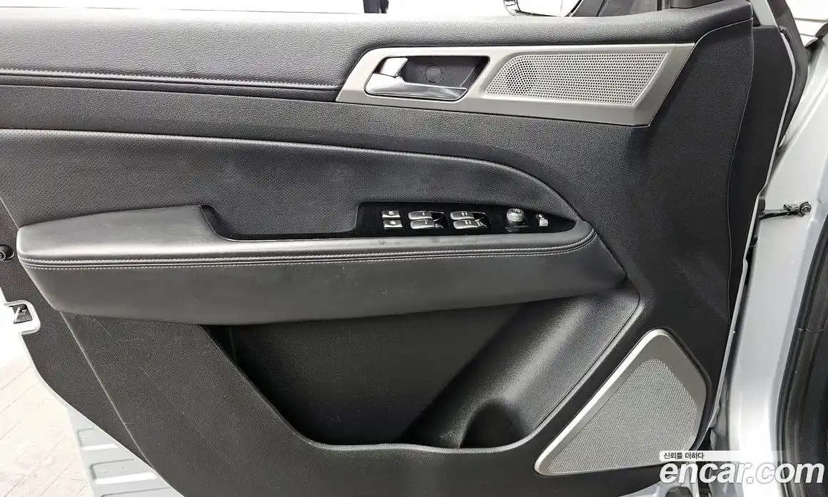 SsangYong Rexton 2017 2.2 гидро в Москве № 1613099, фото 14
