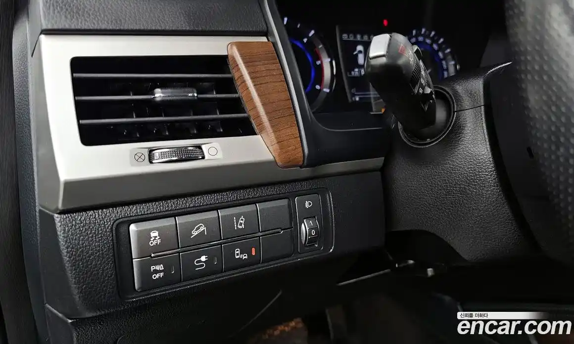 SsangYong Rexton 2017 2.2 гидро в Москве № 1613099, фото 20
