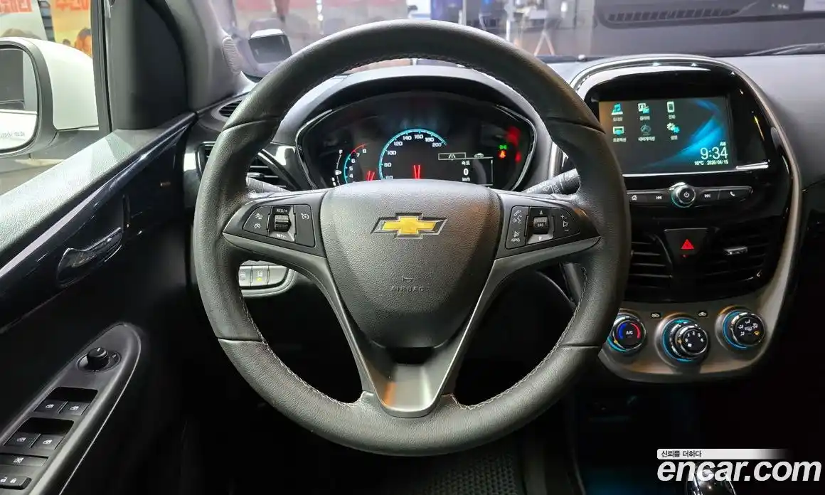 Chevrolet Spark 2015 1.0 гидро в Москве № 1613910, фото 19