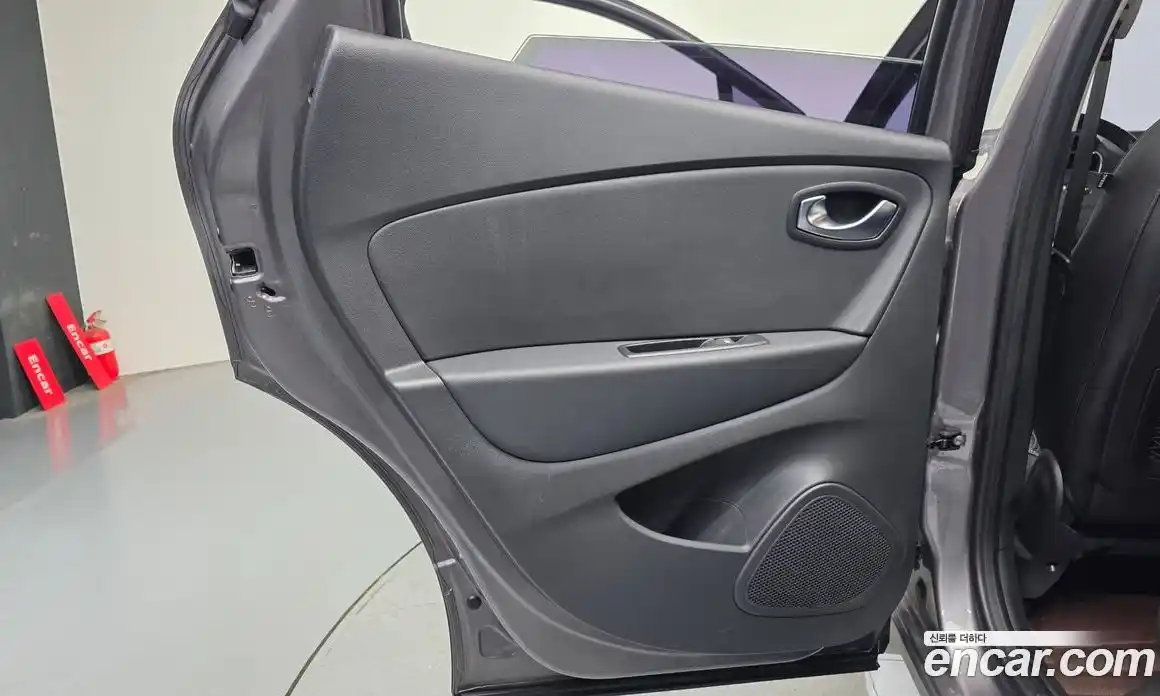 Renault QM3 2019 1.5 гидро в Москве № 1615162, фото 15