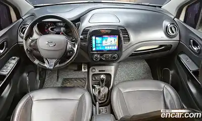 Renault QM3 2016 1.5 гидро в Москве № 1615441, миниатюра 10