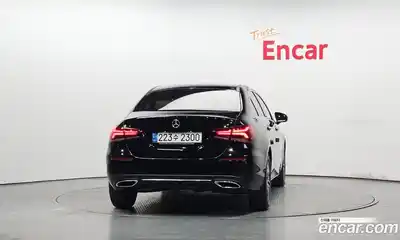 Mercedes-Benz A-Class 2022 2.0 гидро в Москве № 1617189, миниатюра 3