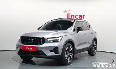 Volvo XC40, 2026