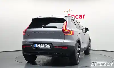 Volvo XC40 2026 2.0 гидро в Москве № 1618458, миниатюра 4