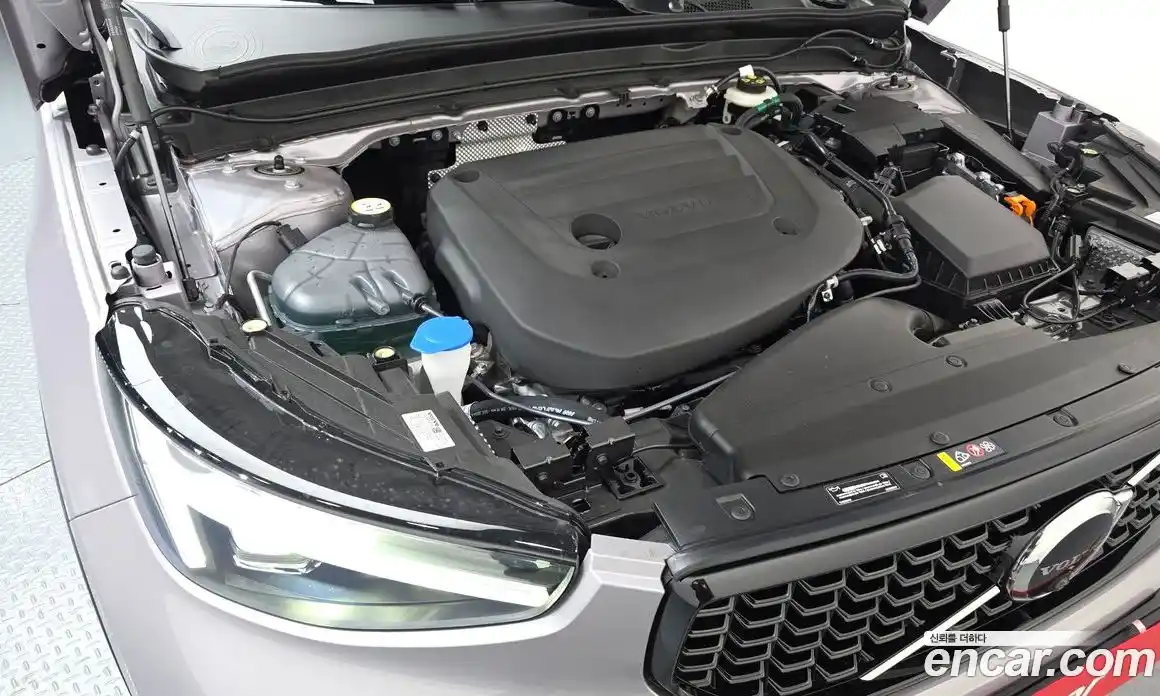 Volvo XC40 2026 2.0 гидро в Москве № 1618458, фото 6