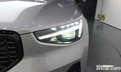 Volvo XC40 2026 2.0 гидро в Москве № 1618458, миниатюра 8