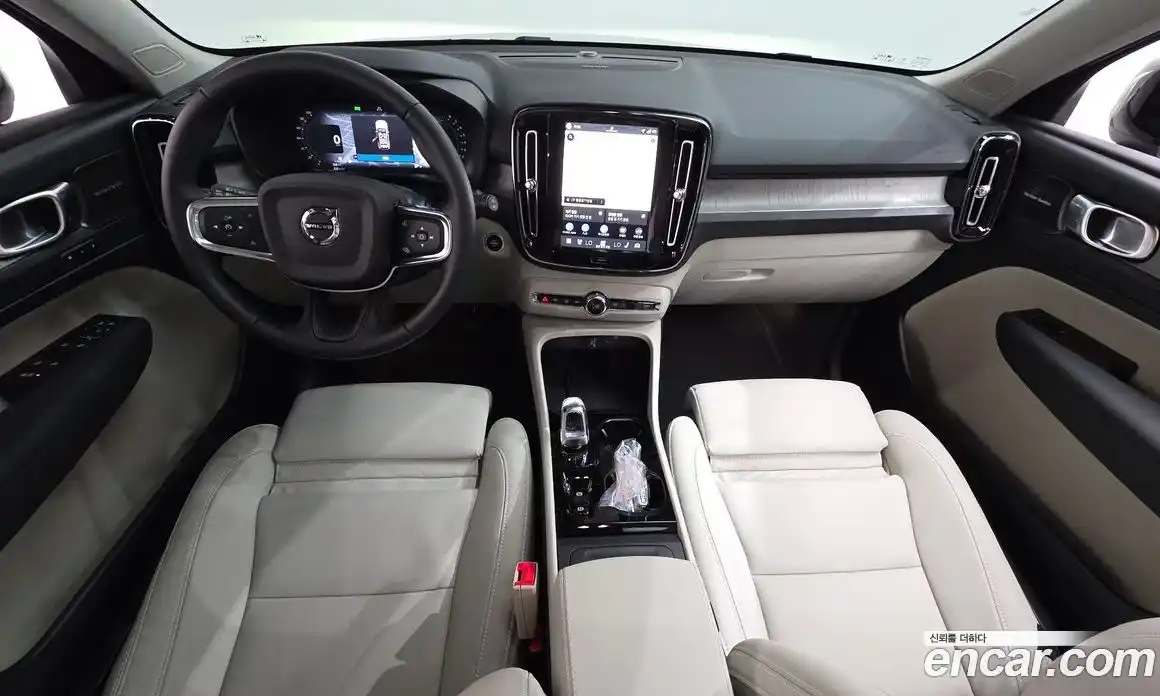 Volvo XC40 2026 2.0 гидро в Москве № 1618458, фото 10