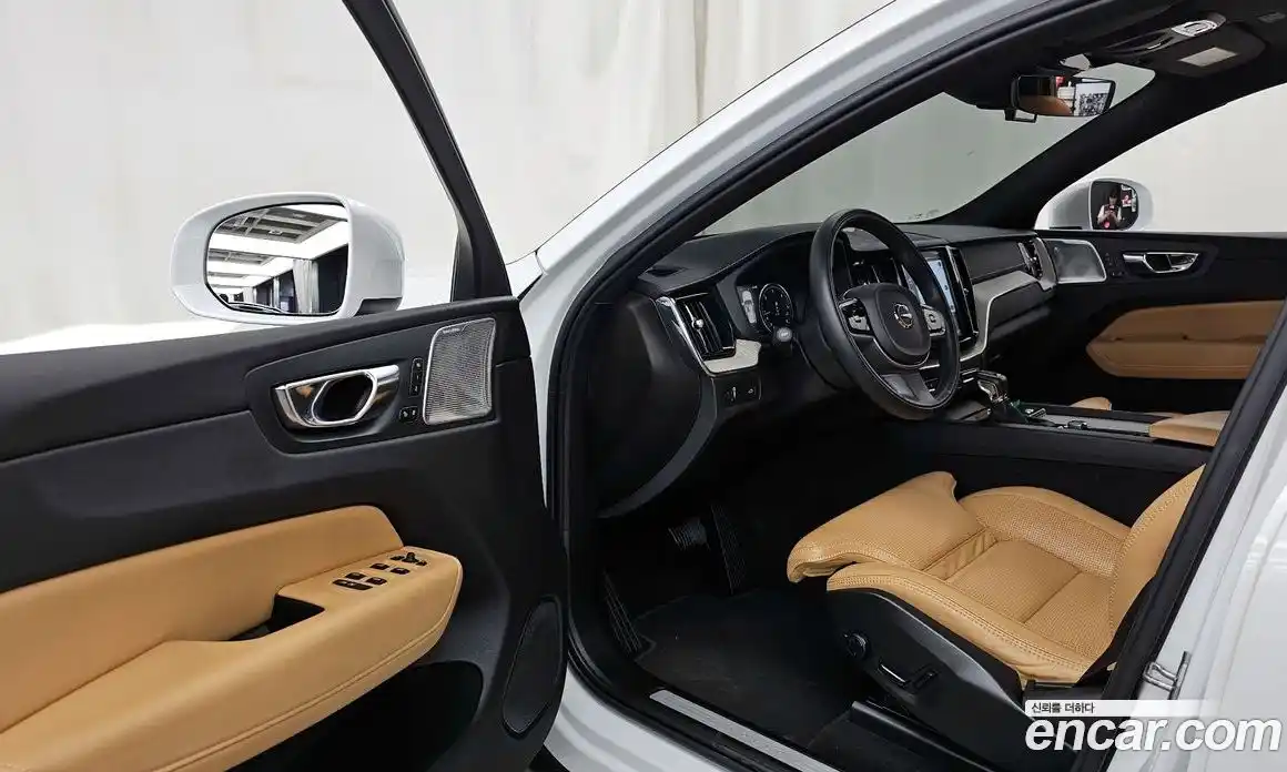 Volvo XC60 2020 2.0 гидро в Москве № 1618612, фото 13
