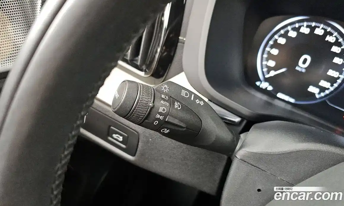 Volvo XC60 2020 2.0 гидро в Москве № 1618612, фото 38