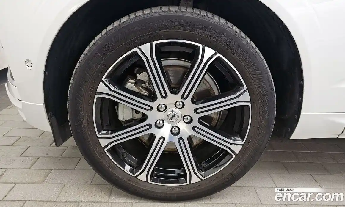 Volvo XC60 2020 2.0 гидро в Москве № 1618612, фото 7